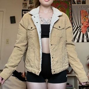 Rue 21 tan & cream cropped coat